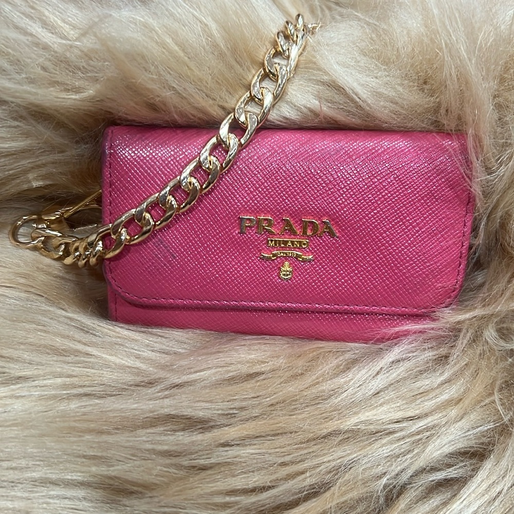 Authentic 💕Prada Key case